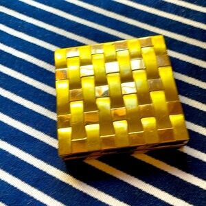 Evan’s cigarette holder